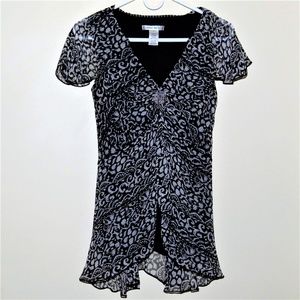 Nine West 100% Silk Split Front Top Size 4